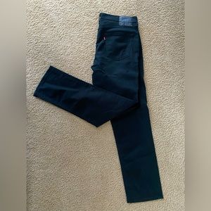 541 ATHLETIC CUT LEVI’S | 34x34 | worn once, like brand new
